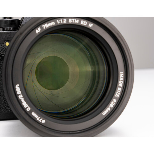 Viltrox AF 75mm f1.2 Pro [ Sony / Fuji / Nikon Z ] [ประกันศูนย์ 1 ปี] Viltrox AF 75 f1.2 Viltrox 75 f1.2 Fuji Sony