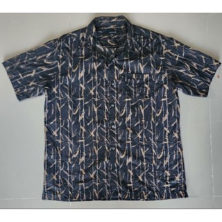 เสื้อเชิ๊ตแขนสั้น VANHEUSEN  Size L (I2664)