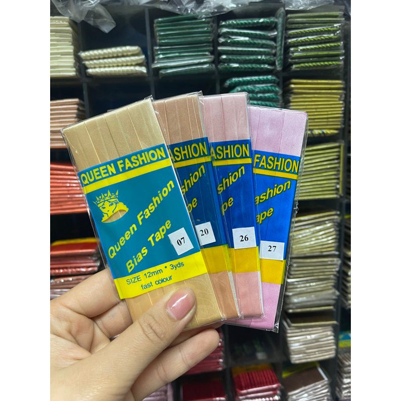 ผ้ากุ้น ผ้ากุ้นซาตินแบน (เงา) ผ้ากุ๊นมัน สีครบพร้อมส่ง