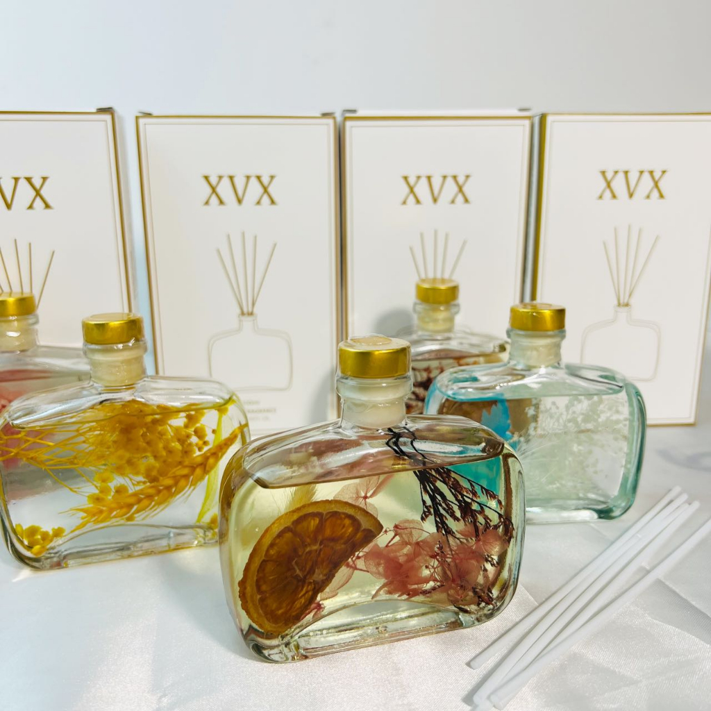 XVXก้านไม้หอมปรับอากาศ น้ำมันหอมระเหย น้ำหอมอโรม่า 100มล พร้อมกล่อง（002）
