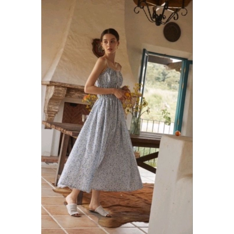 เดรสยาวจากร้านpleased