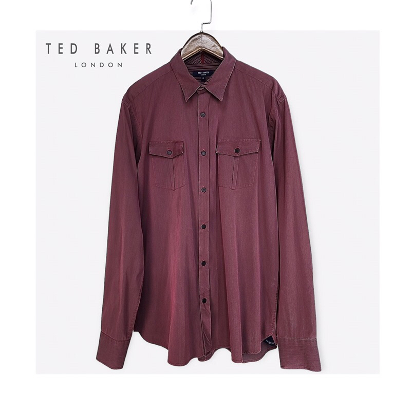 TED BAKER LONDON ผ้ามีลายในตัว เนื้อผ้าเงานิดหน่อย กระดุมปั้มแบรนด์เนื้อผ้ายืดนิดหน่อย