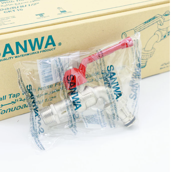 ก๊อกบอลสนาม SANWA 1/2"นิ้ว 3/4" นิ้ว สีแดง