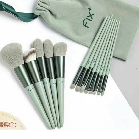 แปรงแต่งหน้า Fix ️13 ชิ้น แปรง ของแท้มีโลโก้( สินค้ามีให้เลือก 3 สีนะคะ )