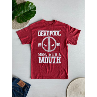 เสื้อยืด Deadpool ลาย Merc With A Mouth สีแดง ลายเรียบสวย สภาพใหม่มาก Size M