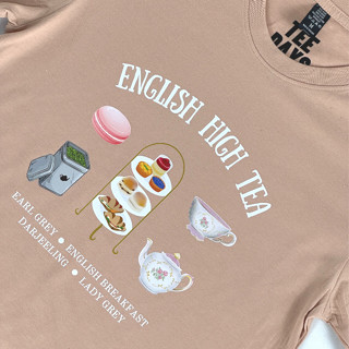 เสื้อยืดEnglishHighTeaบรรยากาศจิบชายามบ่าย