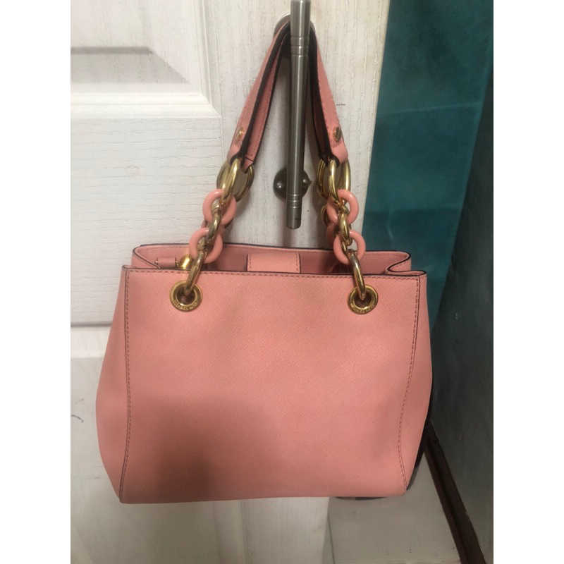 กระเป๋าmKมือ2แบบถือค่ะ