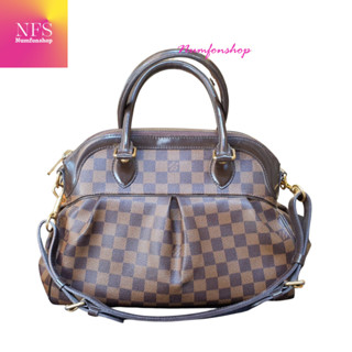 Louis Vuittton Damier Trevi PM มือสอง