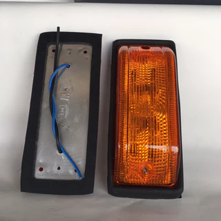 ไฟเลี้ยวข้าง มินิบัส ไฟเลี้ยวข้างรถสองแถว ไฟเลี้ยวหลังเรียบ มีทั้ง12vและ 24v