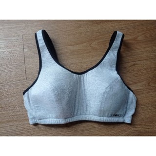 ย30 บราสามตะขอ onono