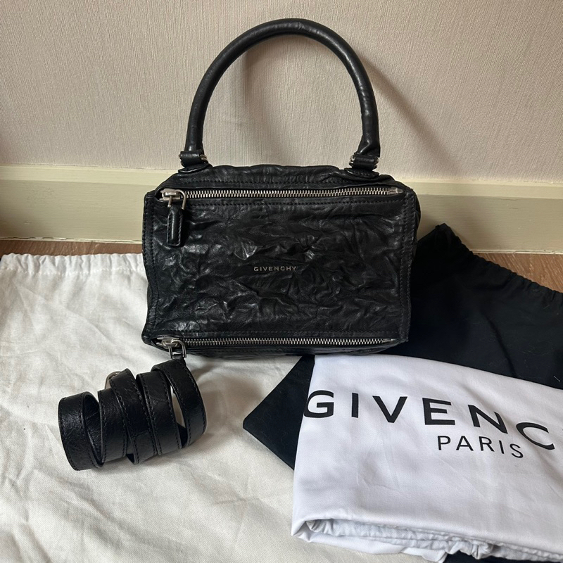Givenchy pandora small