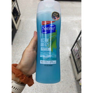 Suave Essentials Ocean Breeze Refreshing Body Wash 443 Ml. สวาฟ เอสเซนเชียล โอเชี่ยน บรีช รีเฟรชชิ่ง บอดี้ วอช ( ผลิตโดยประเทศ สหรัฐอเมริกา )