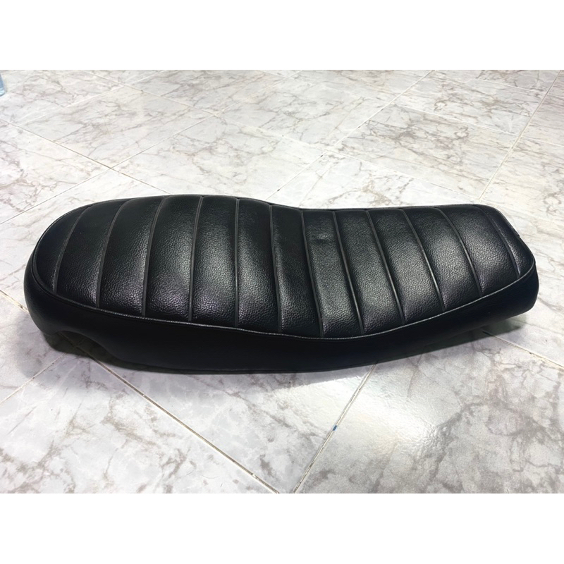 เบาะแต่ง peyton place (อะไหล่ sr400)