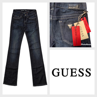 Guess(เกสส์) GS25 กางเกงขายาวผู้หญิง เอวต่ำ ยีนส์สีเข้ม ป้ายหนังดำ ขาม้า เหล็กเงิน