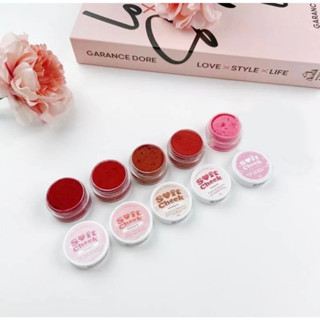 (มี 5 เฉดสี) Soft Cheek ซอฟต์ชีค วิปปิ้ง บลัชมูส บลัชเนื้อมูส ทาแก้ม ทาปาก ขนาด 5 g.