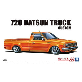 Aoshima 1/24 DATSUN TRUCK CUSTOM