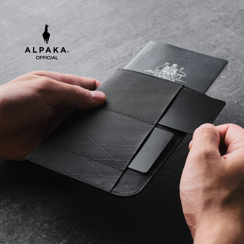 ซองใส่พาสปอร์ต Alpaka - ARK Passport Sleeve สี X-PAC Black