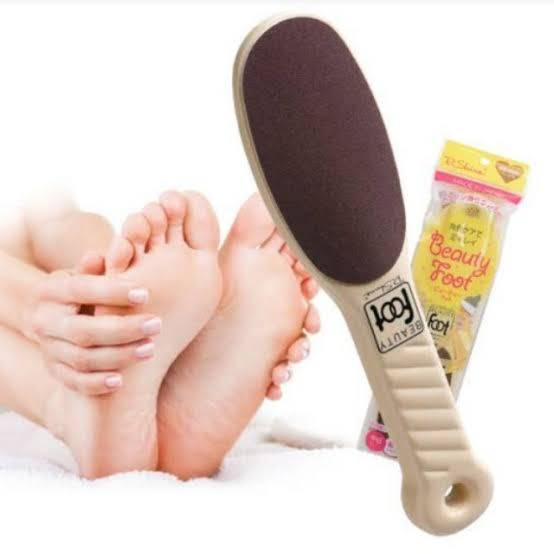ที่ขัดส้นเท้าด้ามพลาสติก#สีเบจ Beige color น้ำหนักเบา เกรดพรีเมี่ยม Beauty Foot fileสีน้ำตาล นำเข้าจากญี่ปุ่น พร้อมส่ง