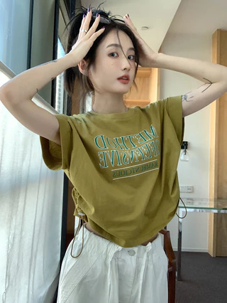 พร้อมส่ง🌟เสื้อยืดครอปแขนสั้นสาวอวบผู้หญิง oversize เสื้อผ้ามินิมอลสไตล์เกาหลี เสื้อเอวลอยวัยรุ่นน่ารักๆ แฟชั่น พิมพ์ลาย