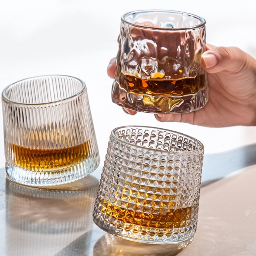 แก้ววิสกี้ แก้วน้ำดื่ม ล้มลุกกลิ้งเอียงหมุนได้ the rock คิวบาร์ ร็อค