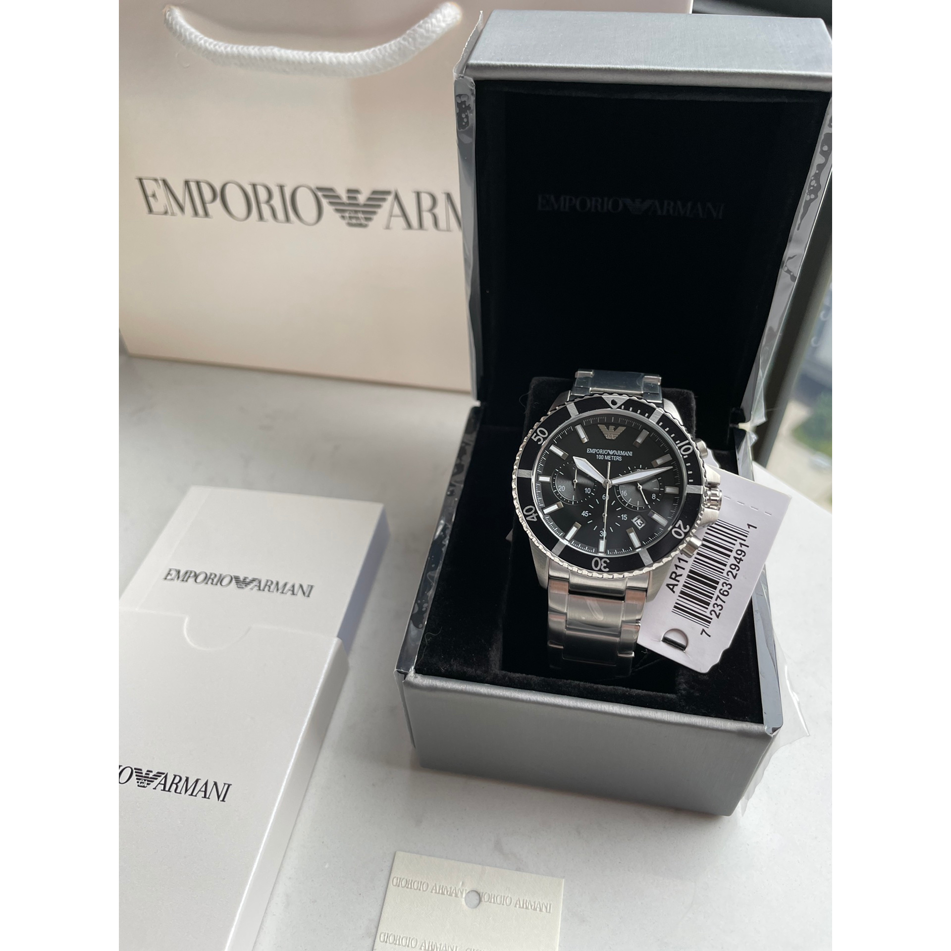 EMPORIO ARMANI AR11360 นาฬิกาข้อมือผู้ชาย รุ่น  Herren Chronograph Stainless Steel Black Dial - Silver