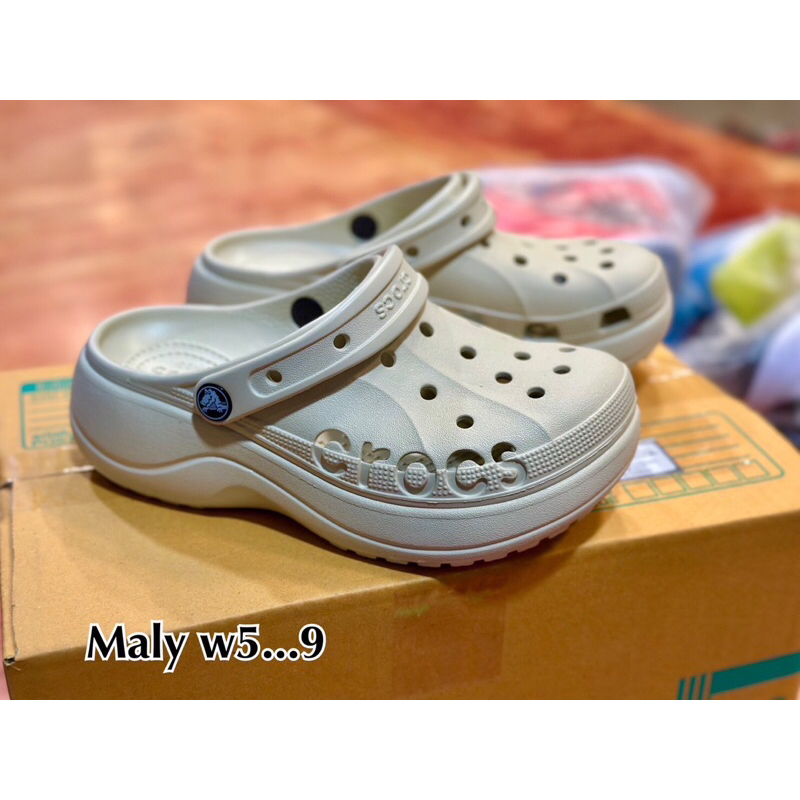 รองเท้าแตะผู้หญิง รองเทาCrocs รองเท้าผู้หญิง ส้นสูง5cmนิ่ม ใส่สบ่ายราคาถูก