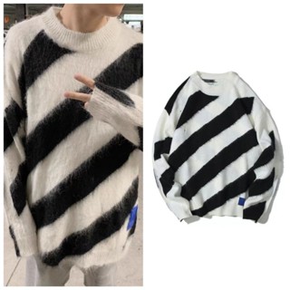 M พร้อมส่ง OFF WHITE destroy black and white stripes wool sweater