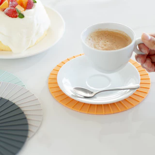 Dear Home ที่รองจานซิลิโคน กันร้อน กันลื่น แผ่นรองความร้อน ที่รองจาน ที่วางจานซิลิโคนกันร้อน