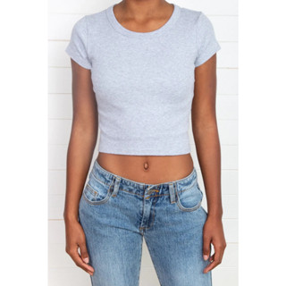 พร้อมส่งจากไทย Brandy Melville Ashlyn Basic Top เสื้อยืดสีเทา เสื้อยืดทรงสวย