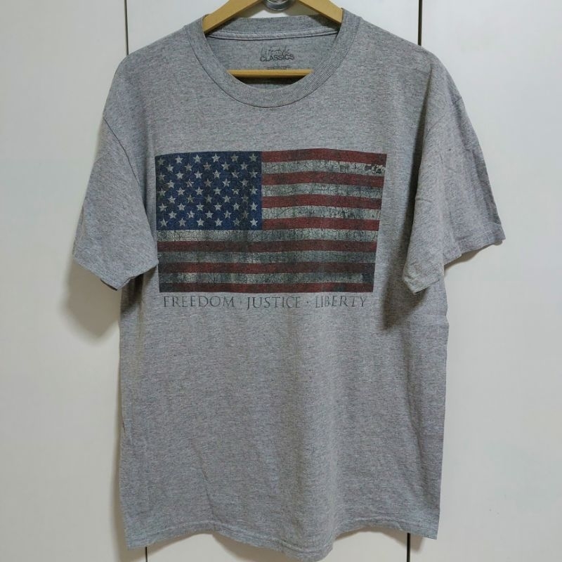 เสื้อยืด Lifestyle classics FREEDOM JUSTICE LIBERTY size L (LV1)