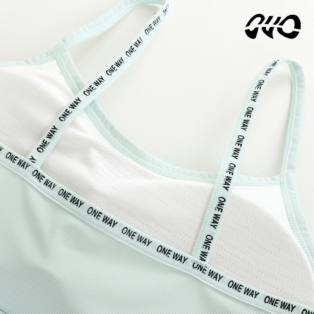 OVO สปอร์ตบรา รุ่น Q803 เสื้อในไร้โครง สายเดี่ยวลายตัวอักษร ฟองน้ำ 3D นุ่ม สบาย ระบายอากาศได้ดี