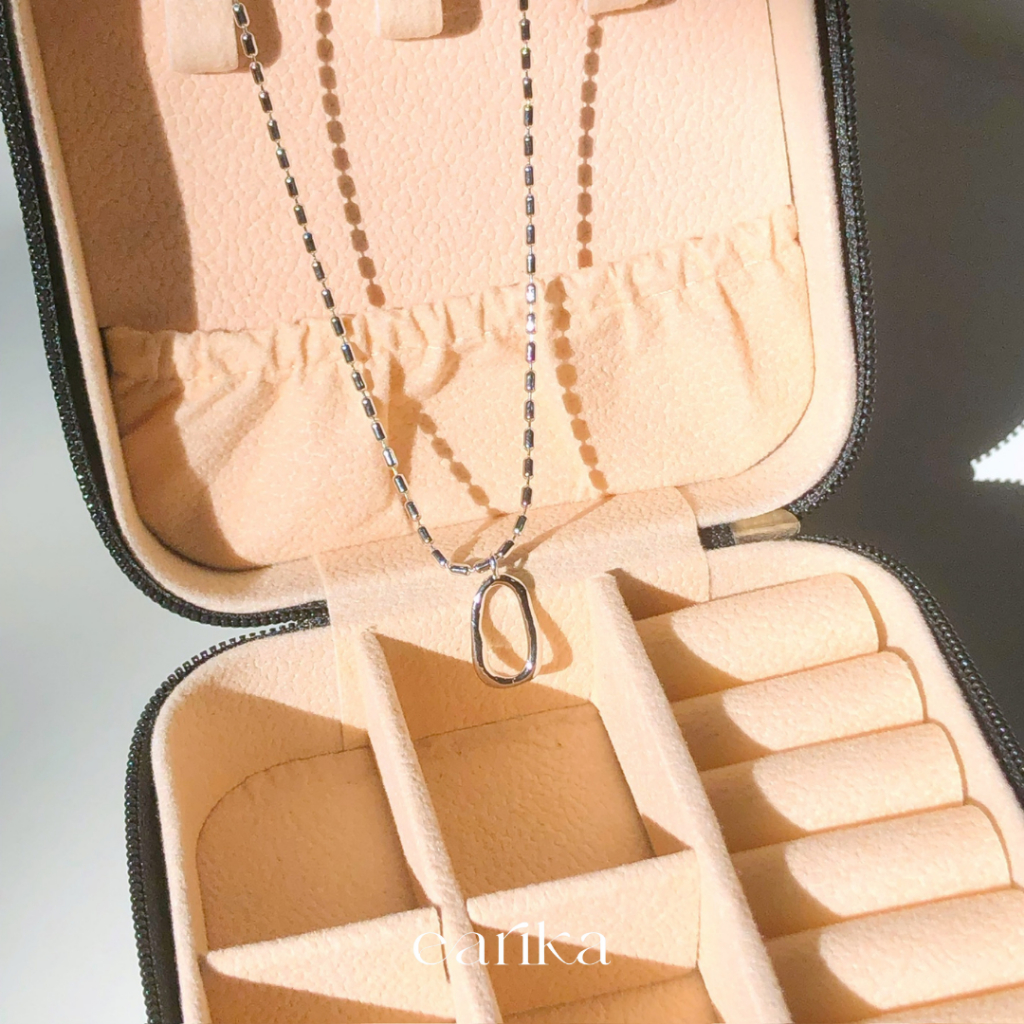 earika.earrings - rough ring dotted line necklace สร้อยคอเงินสายรักบี้จี้วงรีชุบทองคำขาว ปรับขนาดได้