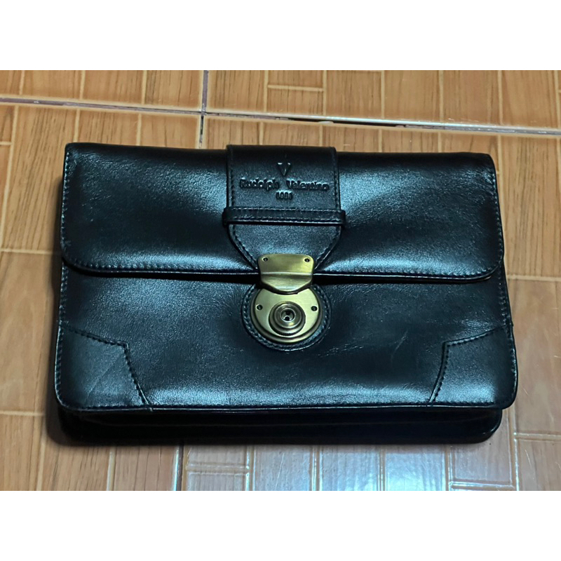กระเป๋าคลัชหนังแท้ Rudolph Valentino สภาพมากกว่า 85%