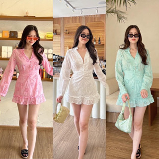 “Amalfi dress”🧼🤍💕 ตอนนี้ไม่พูดถึงเดรสลูกไม้ไม่ได้เลยทุกคน Hot items‼️ ที่สุดแล้วค่า หน้าร้อนไปทะเลต้องติดชุดลูกไม้ tshop