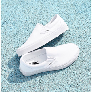 Vans Classic Slip-on White ของใหม่ ของแท้100% มีกล่องป้ายครบ