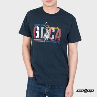 GALLOP : เสื้อยืดผ้าคอตตอนพิมพ์ลาย Graphic Tee รุ่น GT9143 สี Navy blue - กรม / ราคาปกติ 790.-