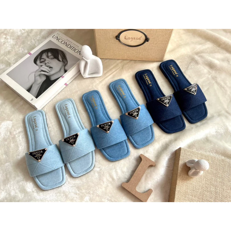 🎀รองเท้าแตะผ้ายีนส์อะไหร่PD🎀 มาใหม่สวยไฮโซมากค่ะ มา3สีนะคะ มีไซด์36-44 สินค้าพร้อมส่งนะคะ