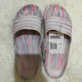 ส่งต่อรองเท้าแตะAdidas แท้100% มือ1 ซื้อมาหลายคู่ใส่ไม่ทัน