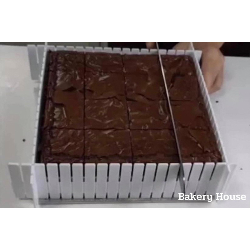 [พร้อมส่ง] ช่องแบ่งขนมพิมพ์ตัดขนมเค้ก บราวนี่ เค้กไข่