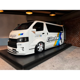 โมเดลรถ Ignition Model [IG2810] 1:18 T.S.D Works Hiace Greddy White