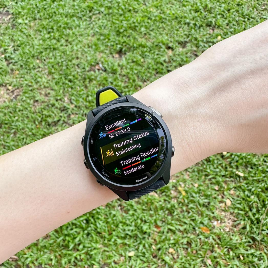 Garmin Forerunner 265/265S นาฬิกา GPS สำหรับวิ่ง หน้าจอสัมผัสแบบ AMOLED รับประกันศูนย์ไทย 1 ปี