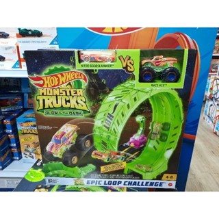 HW monster trucks Epic loop challenge