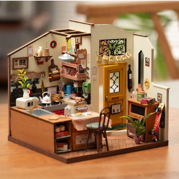 พร้อมส่ง บ้านตุ๊กตา DIY ประกอบเอง Cozy Kitchen (DG159) ต่อง่าย คู่มือ Eng ของตกแต่งครบ Robotime
