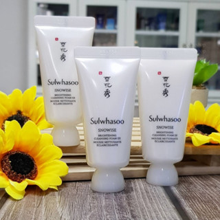 ราคาต่อ 1ชิ้น Sulwhasoo Snowise Brightening Cleansing  Foam EX 30ml EXP.05/2024 ครีมโฟมน้ำนม