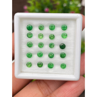 พลอย ซาโวไรท์ Tsavorite Garnet 4.10 กะรัต (Cts.) 20 เม็ด ดิบ Unheated พลอยแท้ อัญมณีมงคลประจําวันเกิด เครื่องประดับพลอย