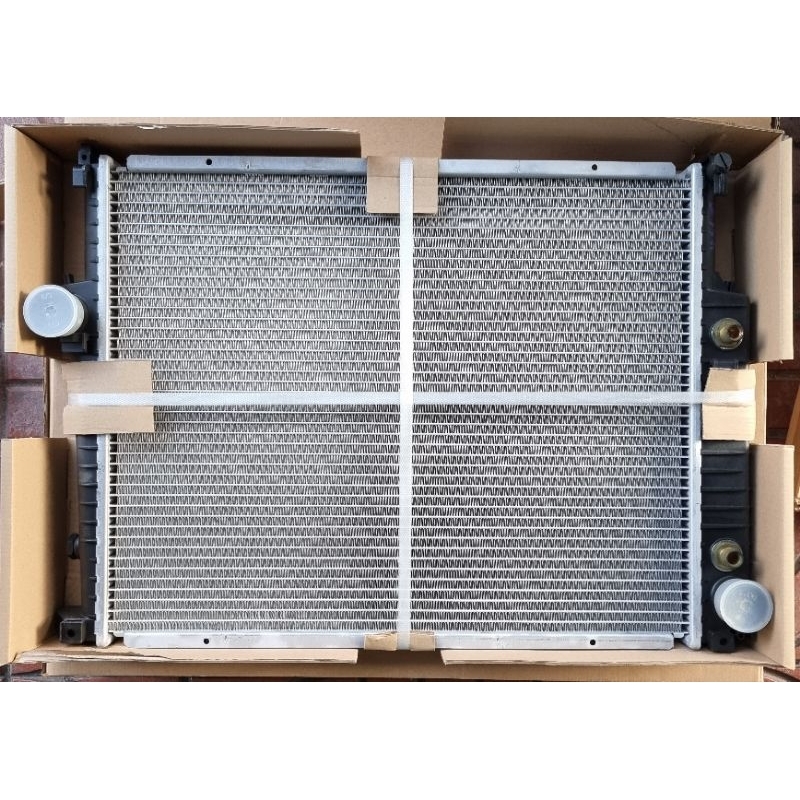 หม้อน้ำ BMW 325i E36 M43