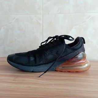 รองเท้าผ้าใบ nike air max 270 สีดำ size 43 (มือ 2)