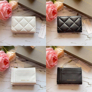 ชอค Gemma Quilted Card Holder