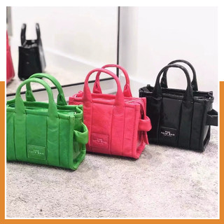 กระเป๋าสะพายข้าง  The Shiny Crinkle micro Leather  TOTE BAG Outletแท้