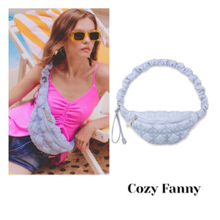 พร้อมส่ง แท้ 💯% New Carlyn คาดอก รุ่น COZY FANNY H73113010(U) Cloud Blue